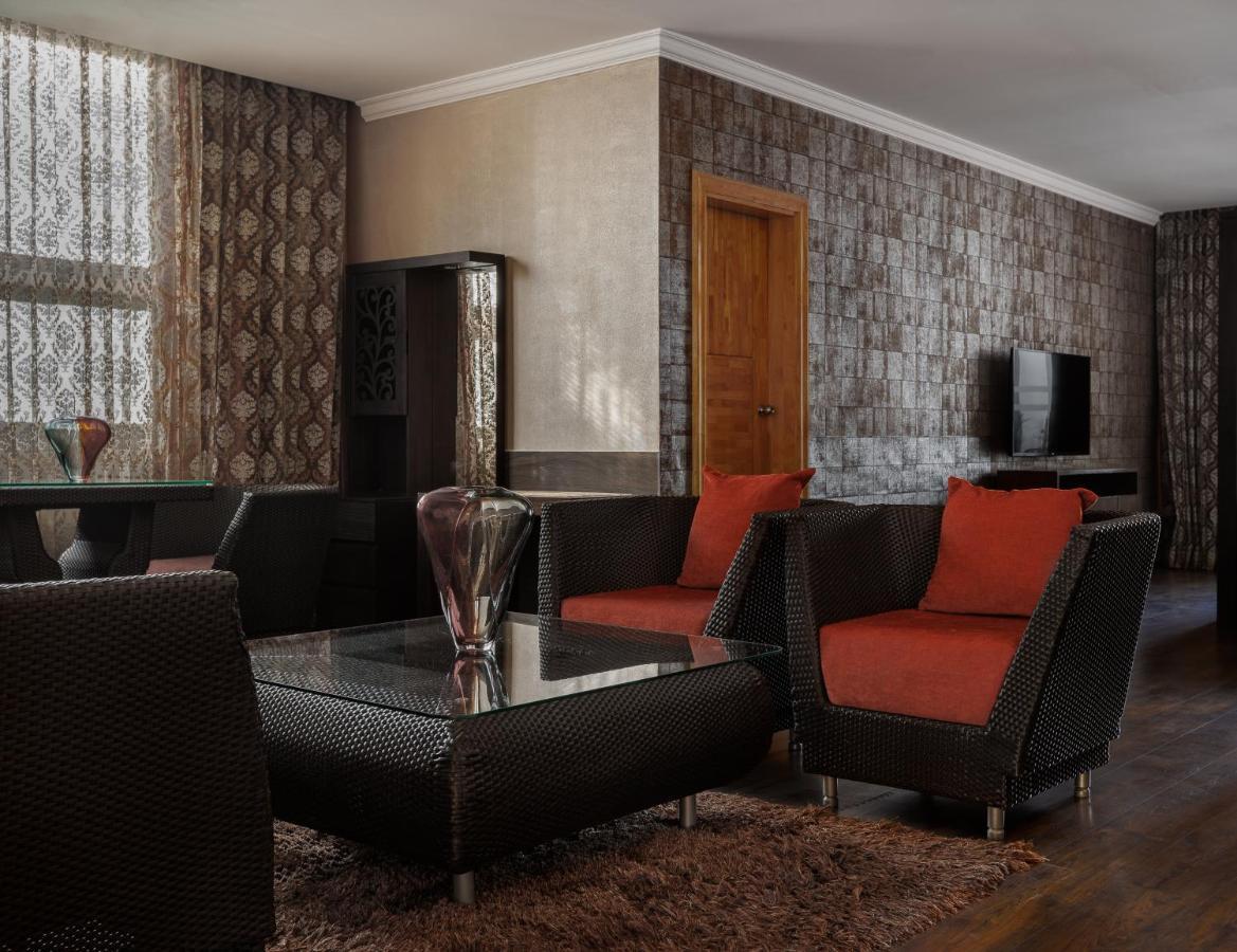 The Panoramic Getaway Hotell Munnar Eksteriør bilde A 3D rendering of a living room