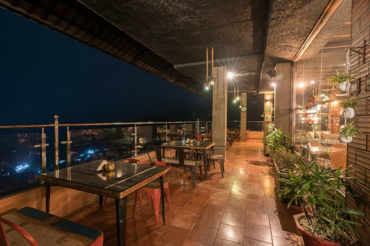 The Panoramic Getaway Hotell Munnar Eksteriør bilde Sky Bar