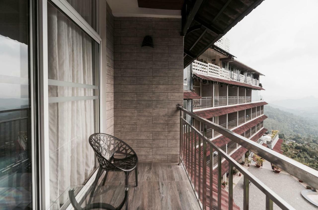 The Panoramic Getaway Hotell Munnar Eksteriør bilde A balcony